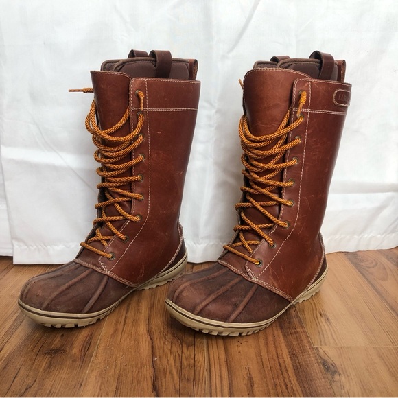 LL Bean All-Weather Bar Harbor Boots 6 Women’s Snow Boot Insulated Tall Leather - Picture 1 of 12